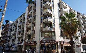 Aparthotel Résidence Couleurs Soleil, Juan Les Pins À 3*